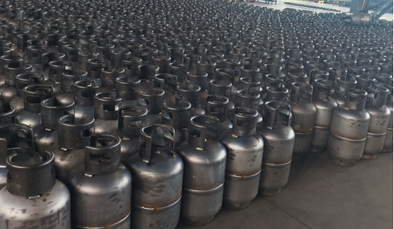 精准纠偏，焊缝无忧！创想智控焊缝跟踪器为煤气罐焊接注入“智”造新动能