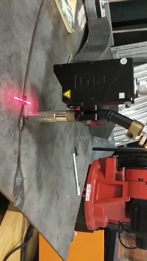 创想智控焊缝跟踪是怎样实现激光跟踪定位的？