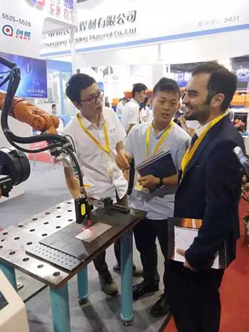 【新闻报道】激光位移传感器技术填补国内空白，创想智控创始人凌清首谈五年创业路