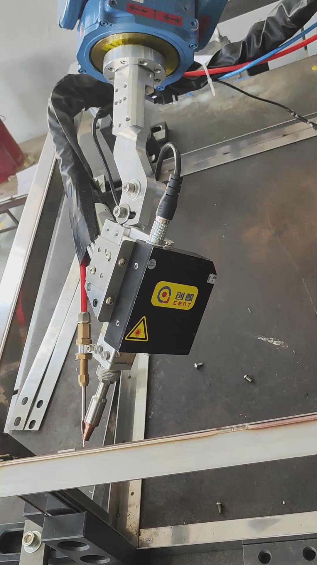 创想智控激光焊缝跟踪系统在电气柜框架自动化焊接的应用