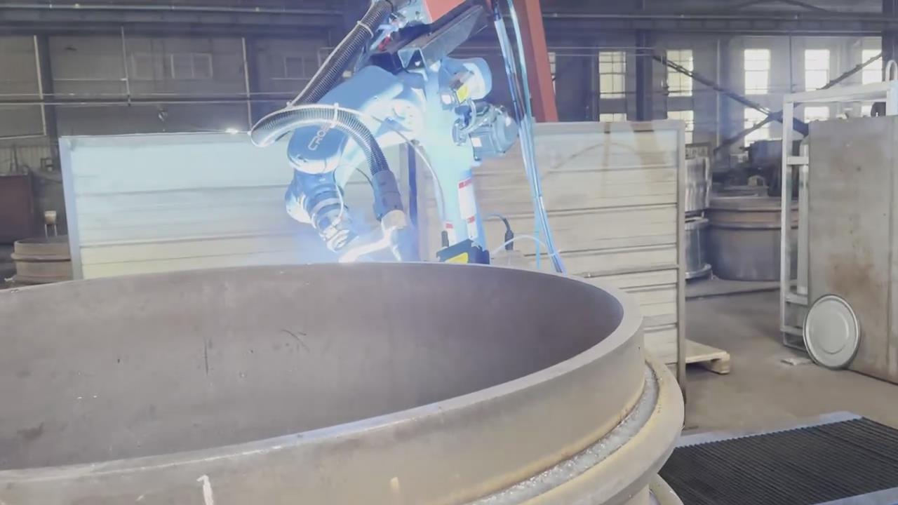 创想智控激光焊缝跟踪传感器在海底抽淤管道全自动焊接的应用